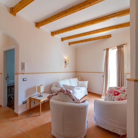 Donna Carmela Apartment Scala Bagian luar foto