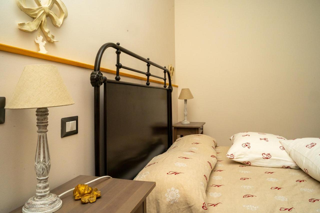 Donna Carmela Apartment Scala Bagian luar foto